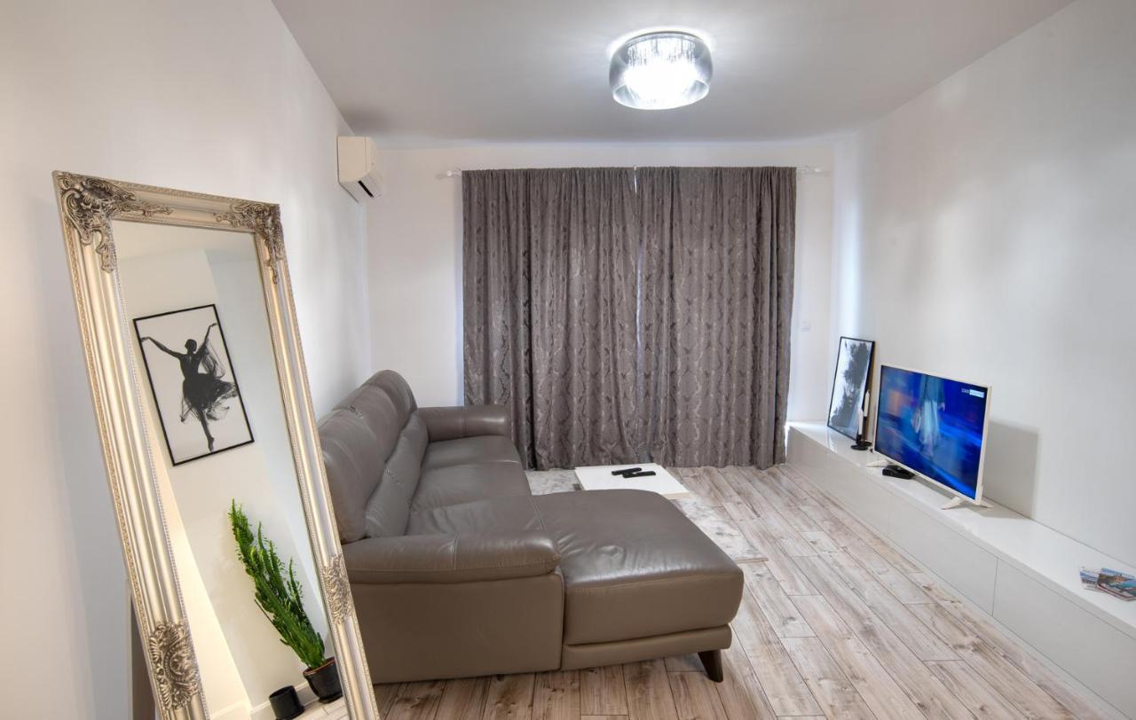 Appartement Beautiful Place In The Heart Of The City!!!! à Plovdiv Extérieur photo